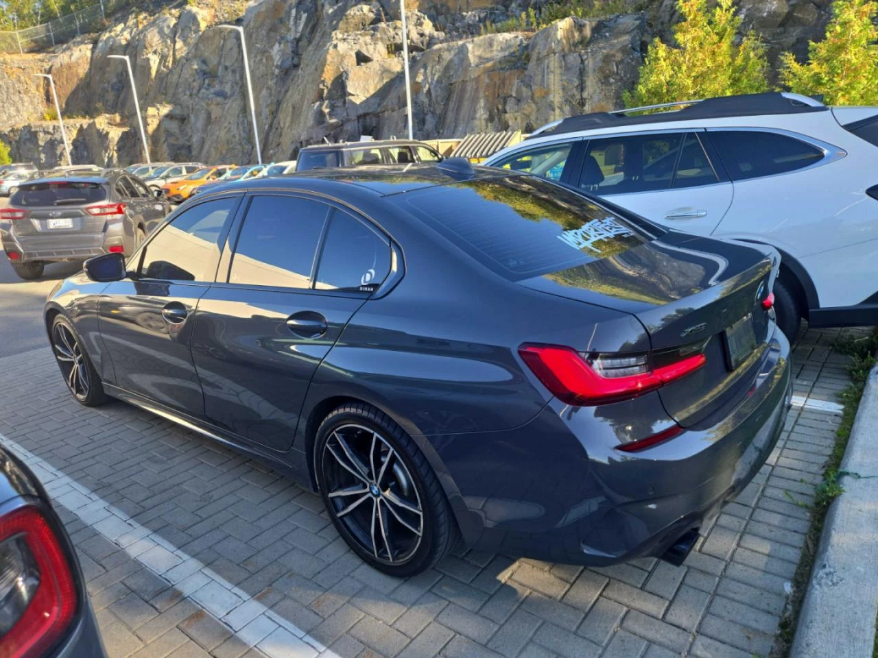 BMW 330 M-pack* Keyless* AEM exhaust, снимка 3 - Автомобили и джипове - 56262450