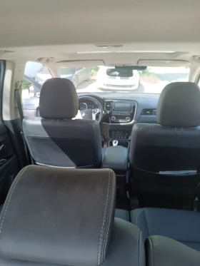 Mitsubishi Outlander Plug-in Hibrid, снимка 10