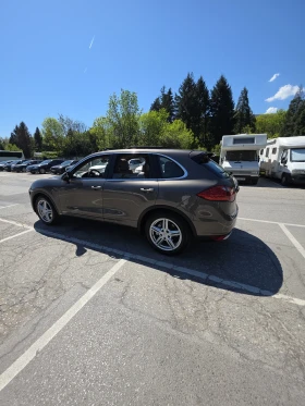 Porsche Cayenne 4.8 V8 400к.с. номер на модела 958.1, снимка 2
