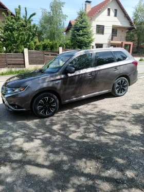 Обява за продажба на Mitsubishi Outlander Plug-in Hibrid ~41 000 лв. - изображение 1