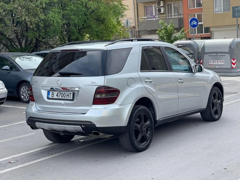 Mercedes-Benz ML 320 CDI, снимка 4 - Автомобили и джипове - 44768138