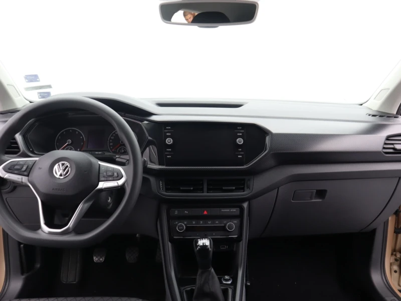 VW T-Cross 1.0 TSI, снимка 11 - Автомобили и джипове - 47435251