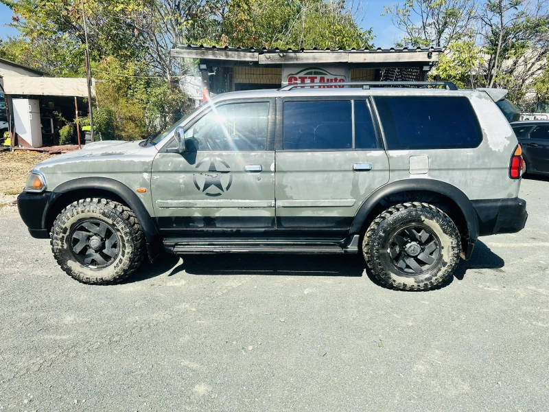 Mitsubishi Pajero sport 2.5TDI, снимка 9 - Автомобили и джипове - 47461009