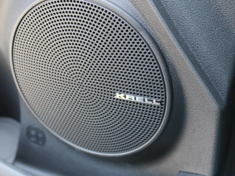 Hyundai Kona Premium 64 kWh //Soh98%, снимка 13 - Автомобили и джипове - 52646119