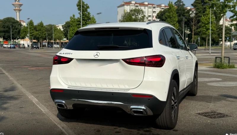 Mercedes-Benz GLA 220 D, , снимка 2 - Автомобили и джипове - 51463001