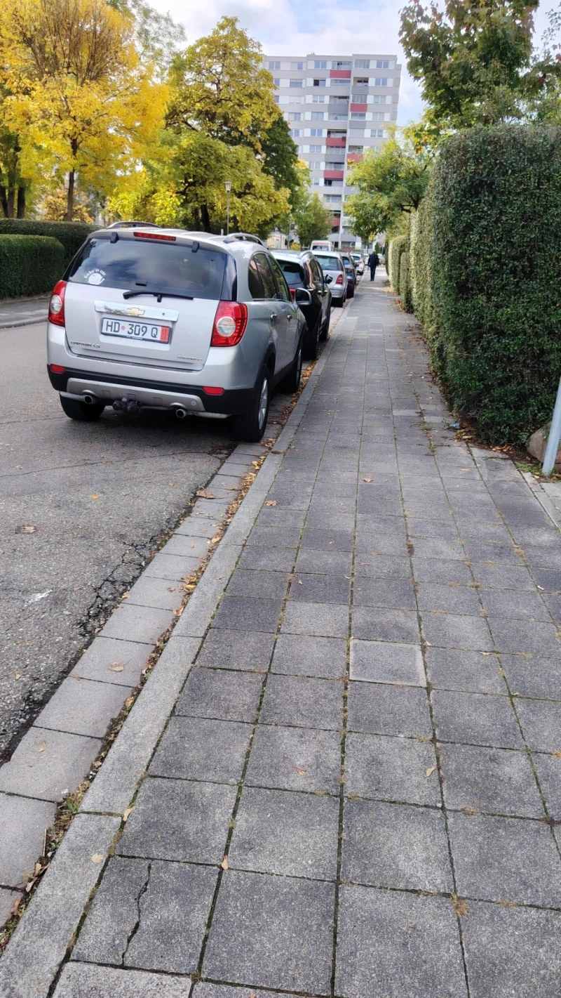 Chevrolet Captiva, снимка 3 - Автомобили и джипове - 52408121