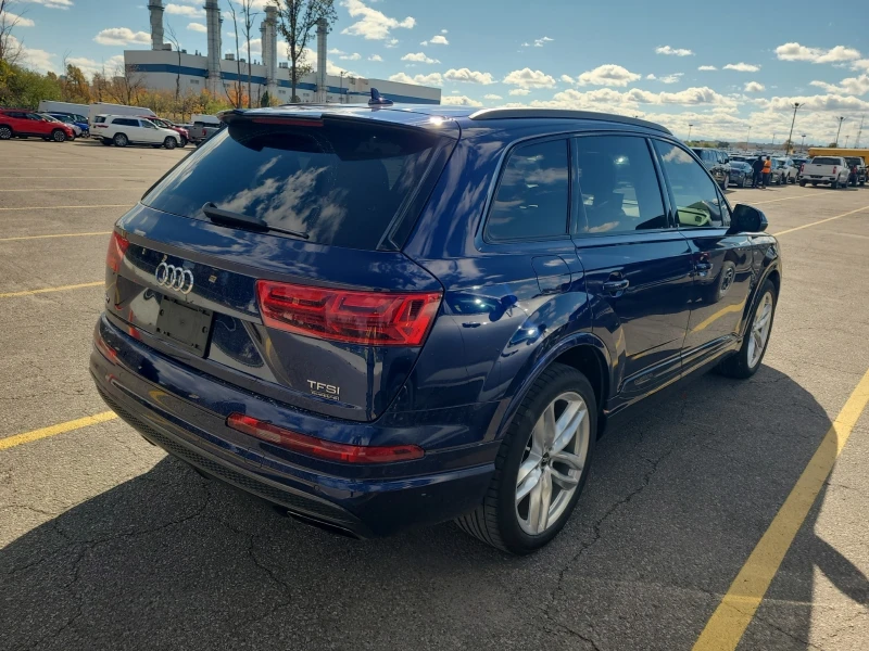 Audi Q7 Technik* S-line* Подгрев* Обдух* Пано* Камера, снимка 4 - Автомобили и джипове - 52317641