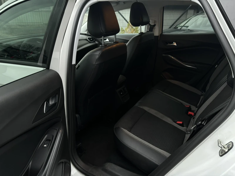 Opel Grandland X 1.5 ECOT DIESEL 130CV INNOVATION, снимка 16 - Автомобили и джипове - 52685226