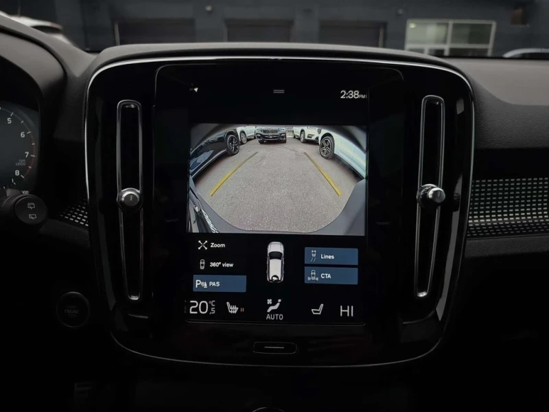 Volvo XC40 * R Design * CARFAX * ЦЕНА ДО БГ, снимка 10 - Автомобили и джипове - 53100846