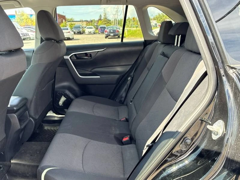 Toyota Rav4 * AWD LE * CARFAX * ОПЦИЯ ЗА ФИНАНСИРАНЕ, снимка 16 - Автомобили и джипове - 55800537