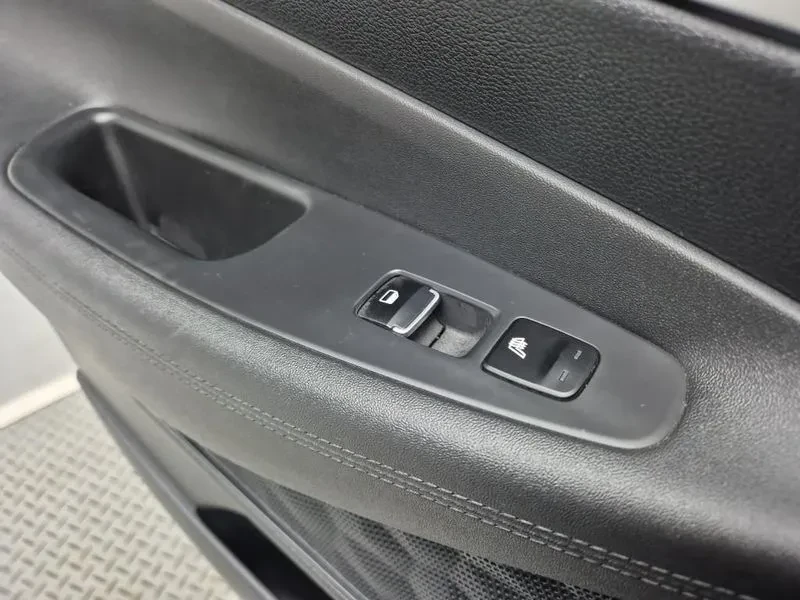Hyundai Santa fe Diesel 2.2 2Wd Premium , снимка 16 - Автомобили и джипове - 56130341