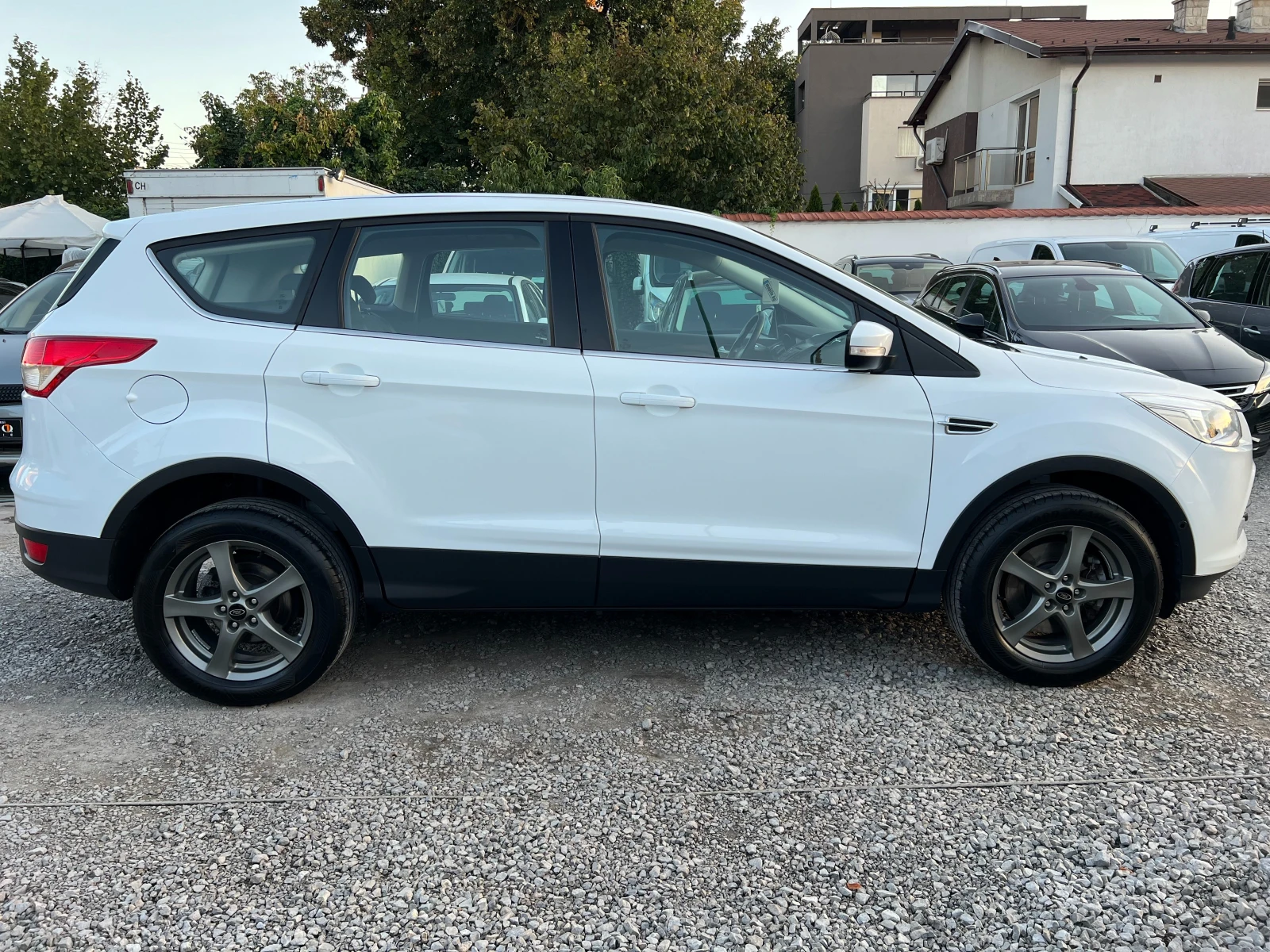 Ford Kuga 2.0TDCi 150k.c./6 скорости/Серв. история/189466км. - изображение 5