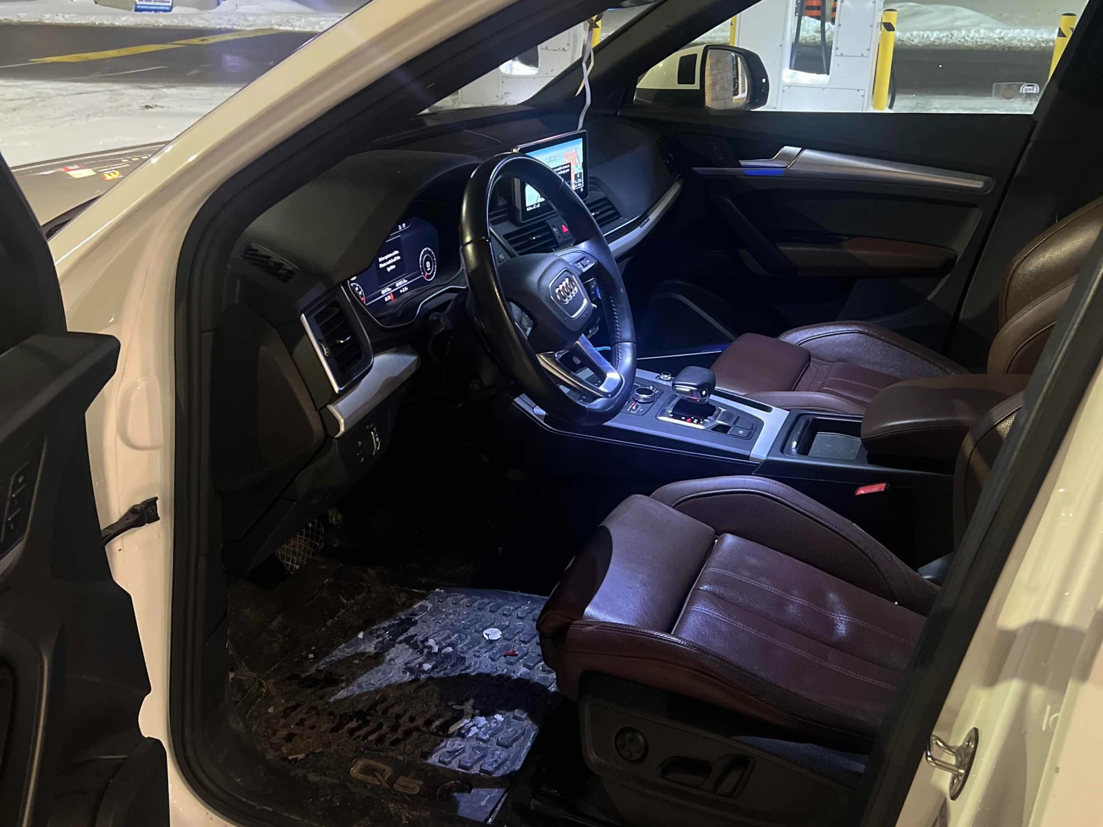 Audi Q5 Technik * * CARFAX * * ���� ������ * *  | Mobile.bg � ����������� 7