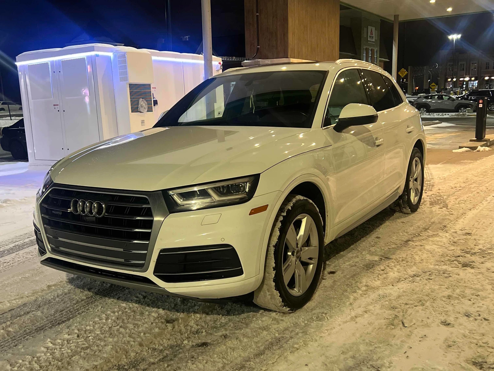 Audi Q5 Technik * * CARFAX * * ���� ������ * *  | Mobile.bg � ����������� 2