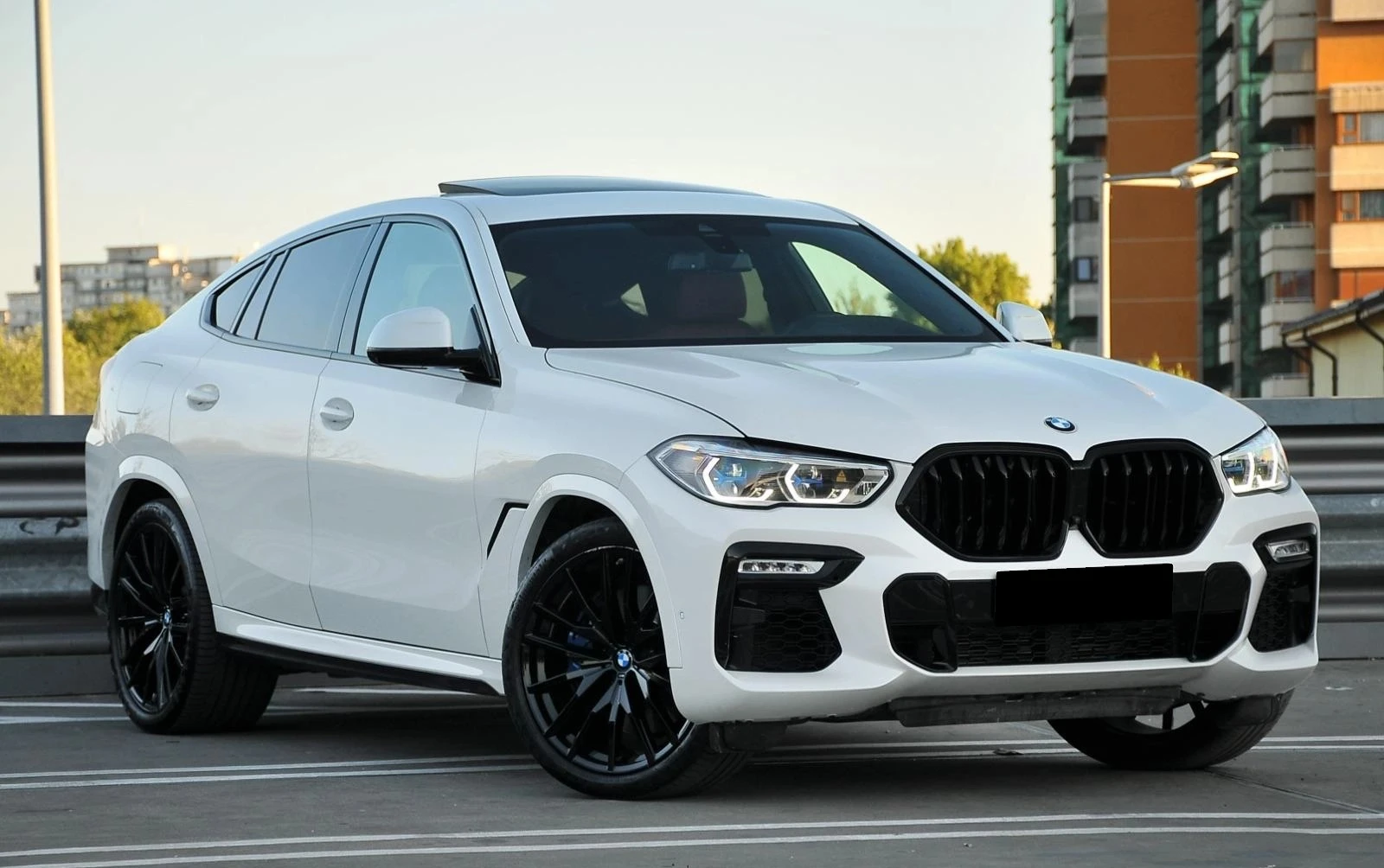 BMW X6 4.0i xDrive M-Pack - изображение 2