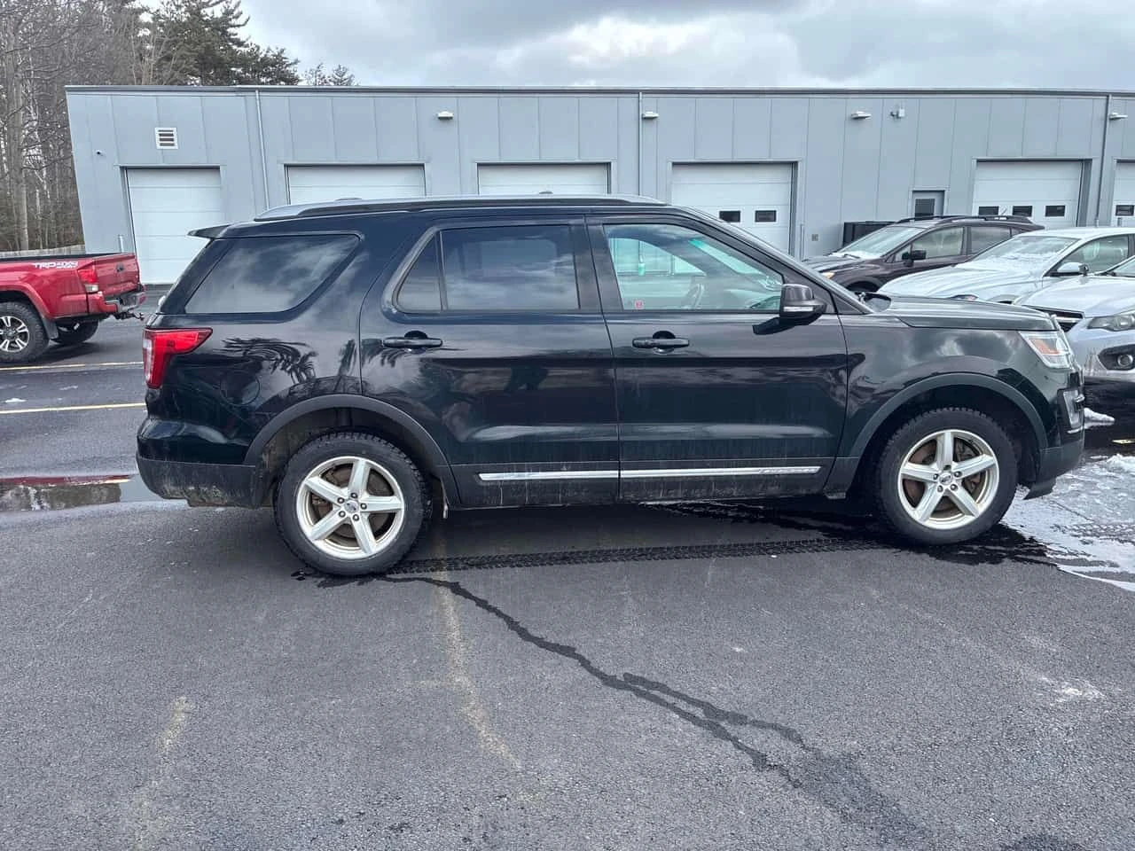 Ford Explorer * XLT * ПОДГРЕВ* KEYLESS* , снимка 3 - Автомобили и джипове - 53980638