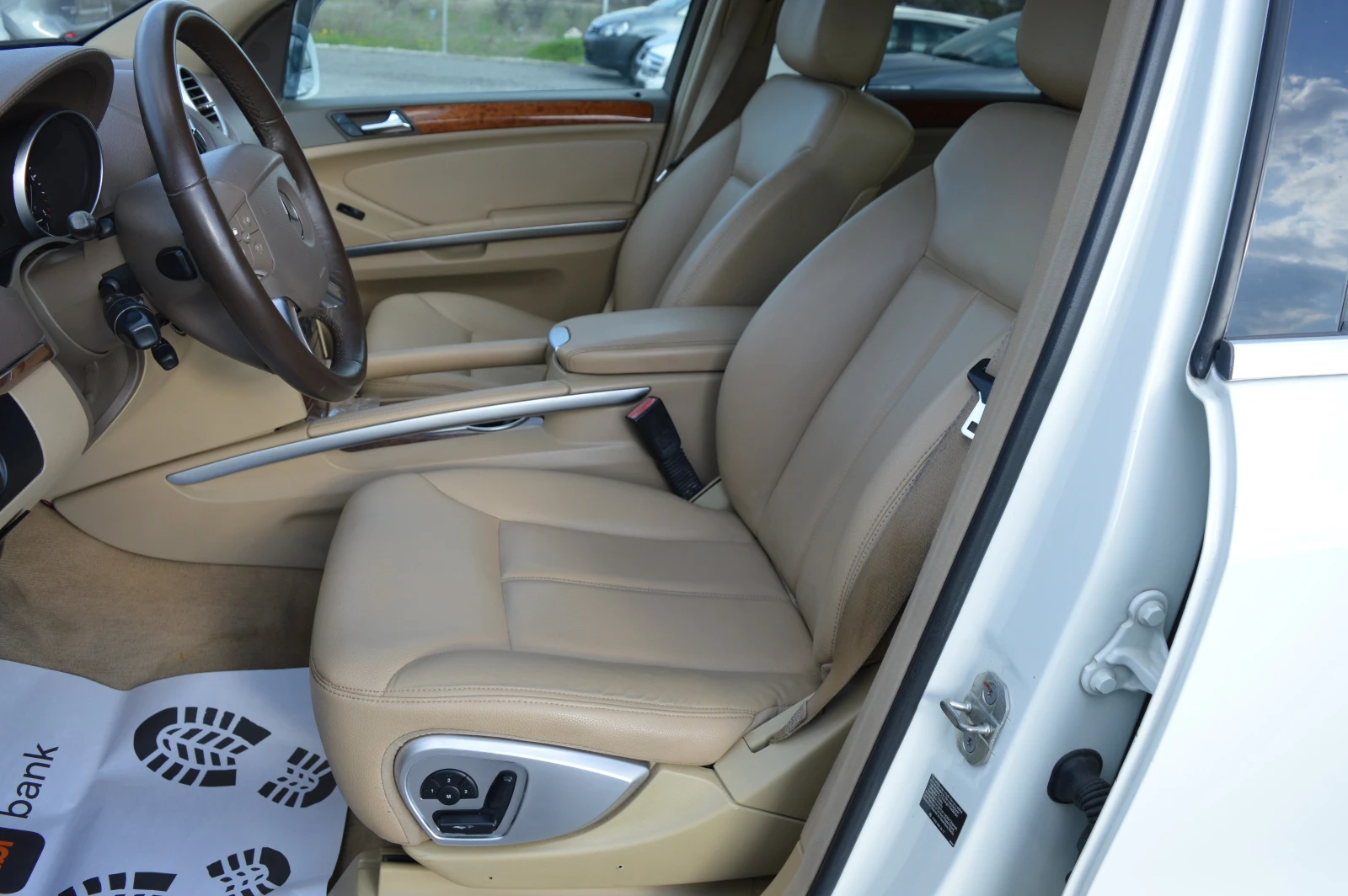 Mercedes-Benz GL 320 3.0CDI-4MATIC-FULL EKSTRI-7MESTA, снимка 8 - Автомобили и джипове - 54092068