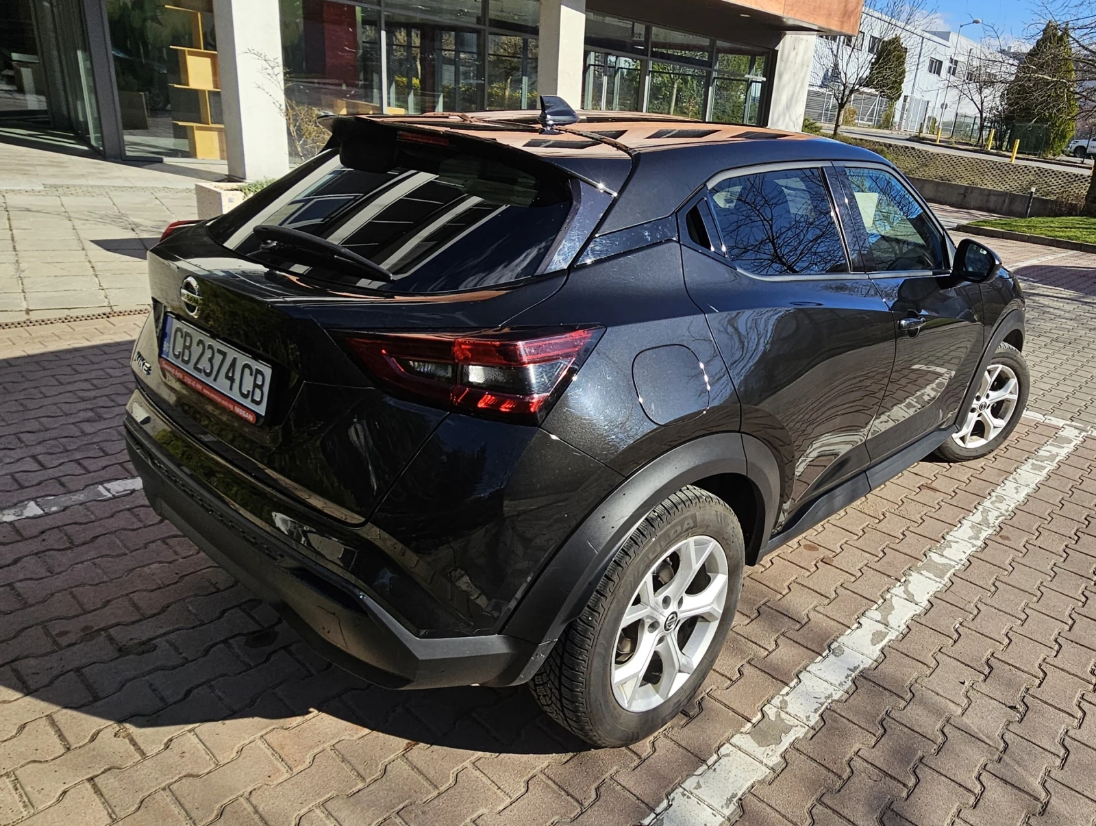 Nissan Juke N-Connecta, снимка 5 - Автомобили и джипове - 54102138