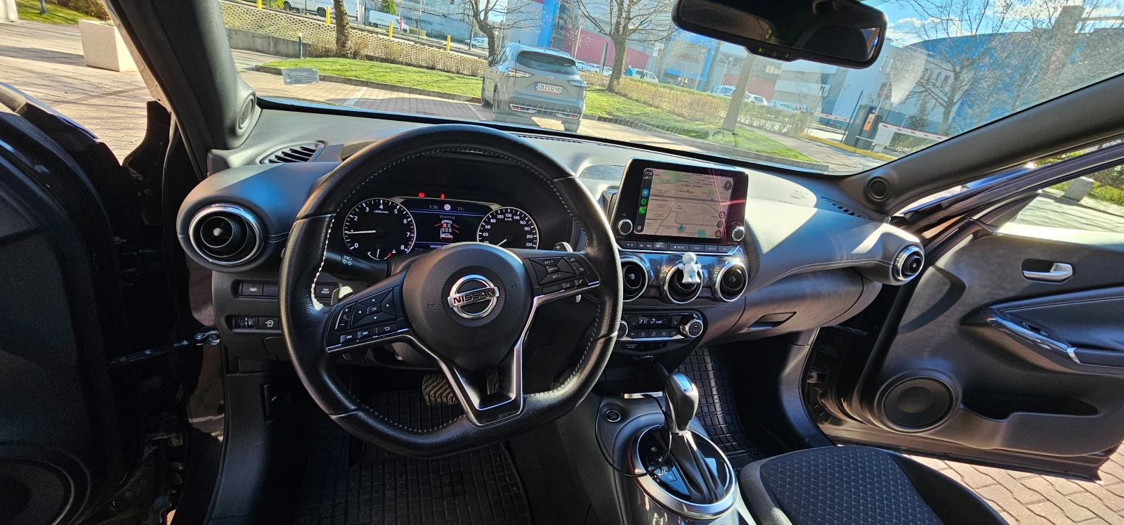 Nissan Juke N-Connecta, снимка 8 - Автомобили и джипове - 54102138