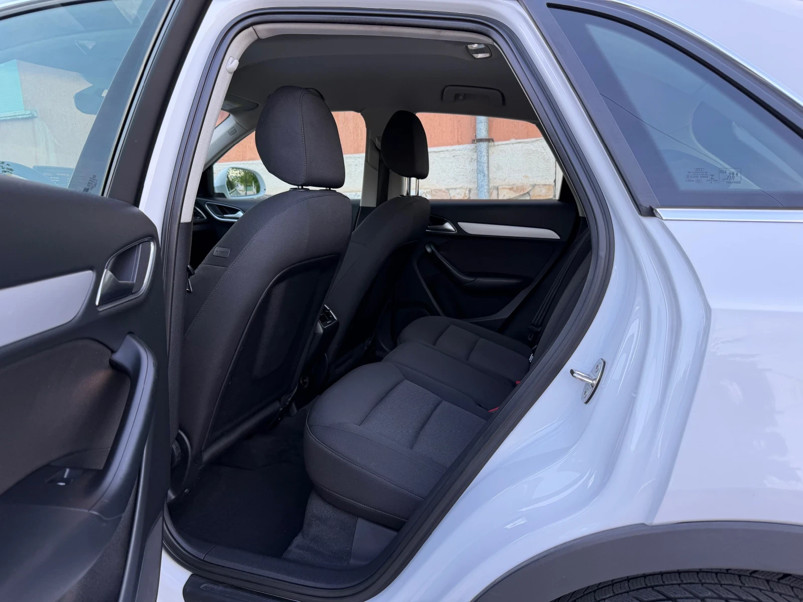 Audi Q3 FACE* 4X4* ИТАЛИЯ, снимка 8 - Автомобили и джипове - 54444644