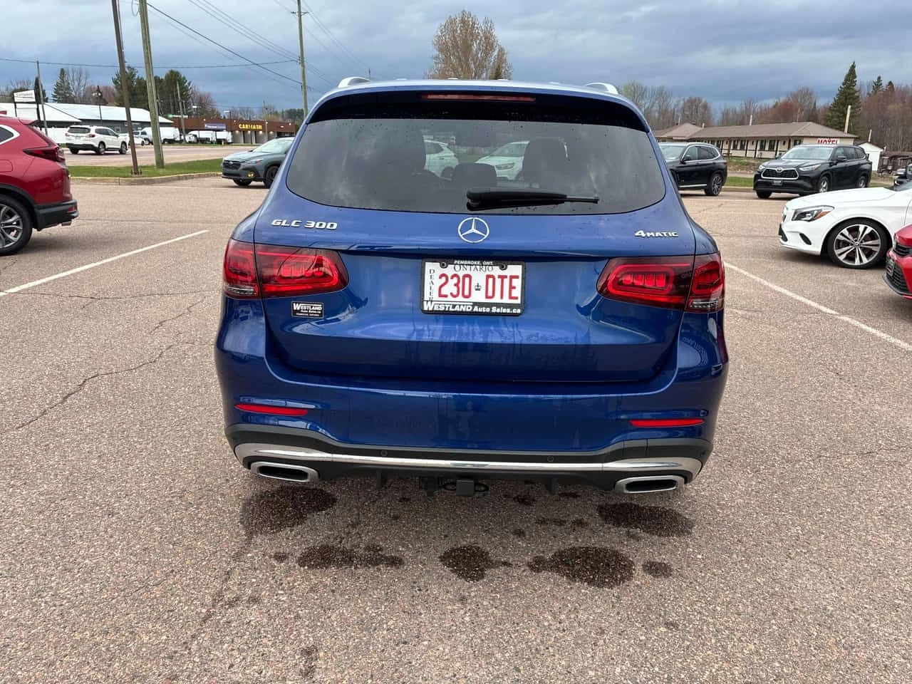 Mercedes-Benz GLC 300 ПОДГРЕВИ * ПАНО * KEYLESS * CARFAX, снимка 4 - Автомобили и джипове - 54479909