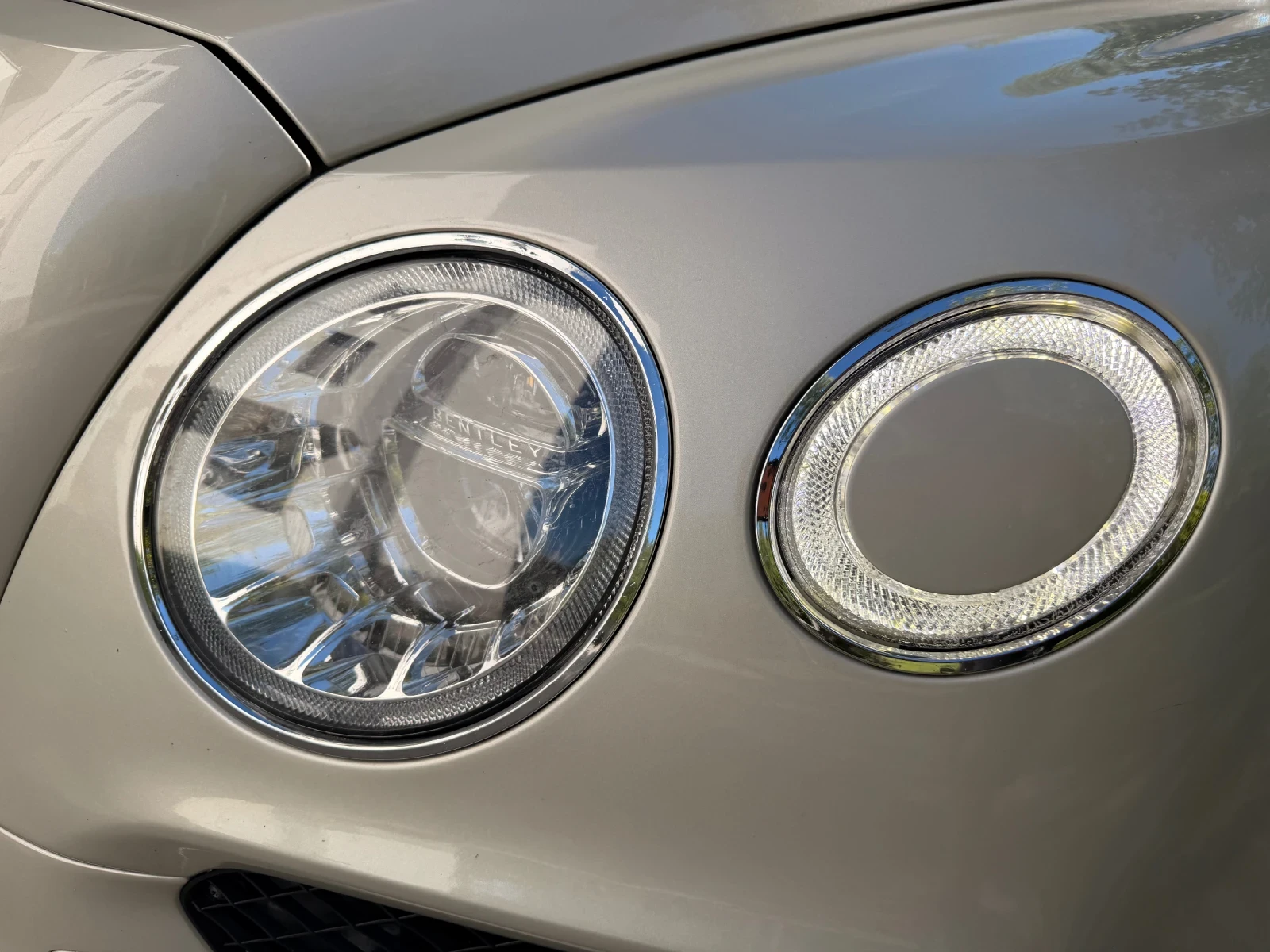 Bentley Bentayga V8 / 4.0d, снимка 16 - Автомобили и джипове - 54560148