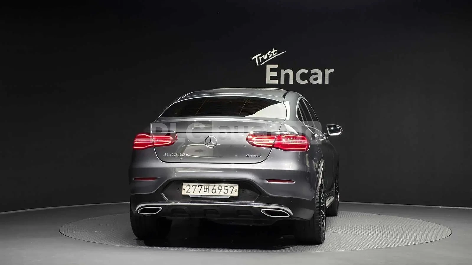 Mercedes-Benz GLC 250 AMG line/COUPE/360 Cam/Подгрев//HUD/Burmaster/, снимка 4 - Автомобили и джипове - 54642931