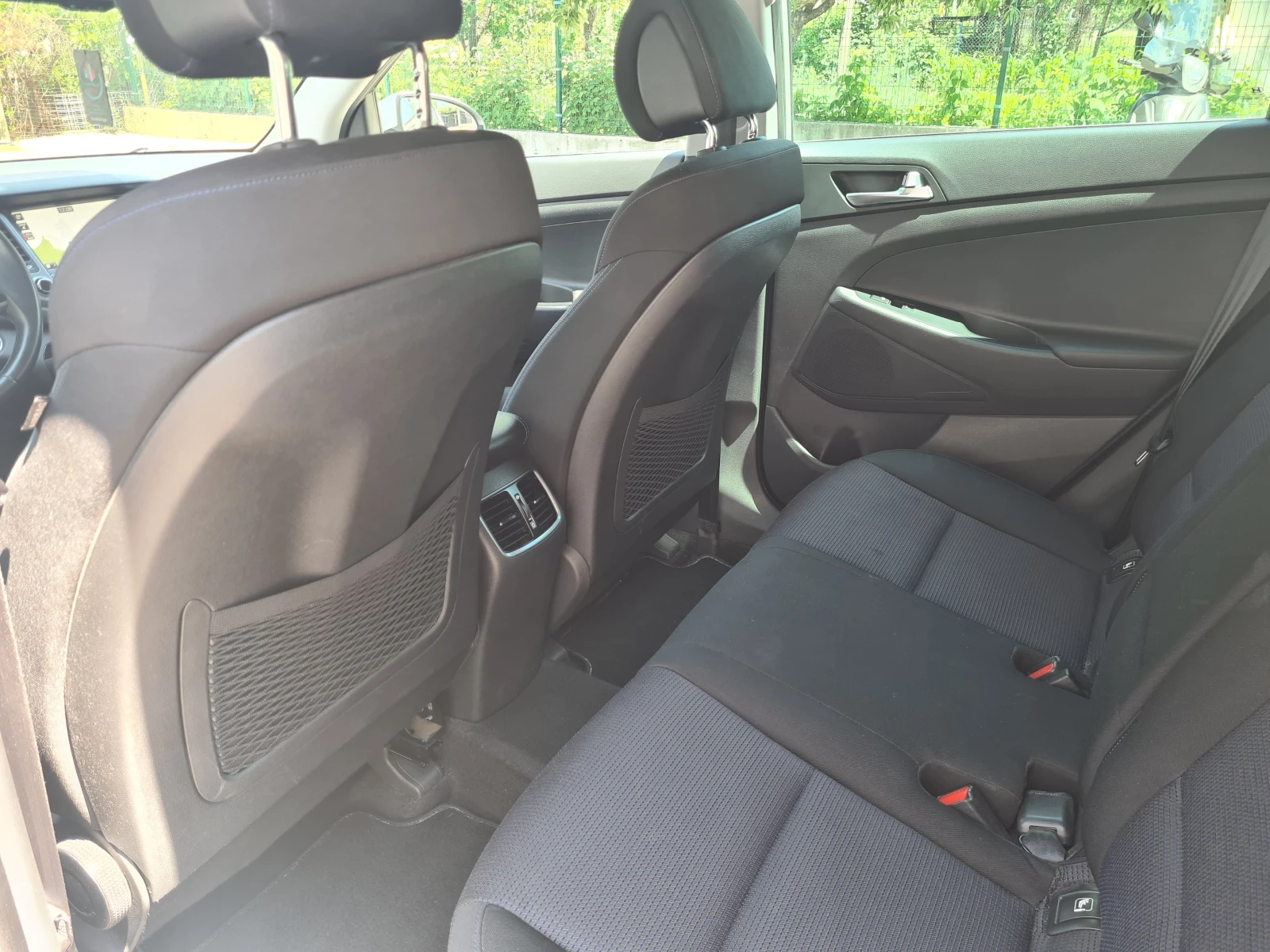 Hyundai Tucson XPOSSIBLE 4×4, снимка 11 - Автомобили и джипове - 54887395
