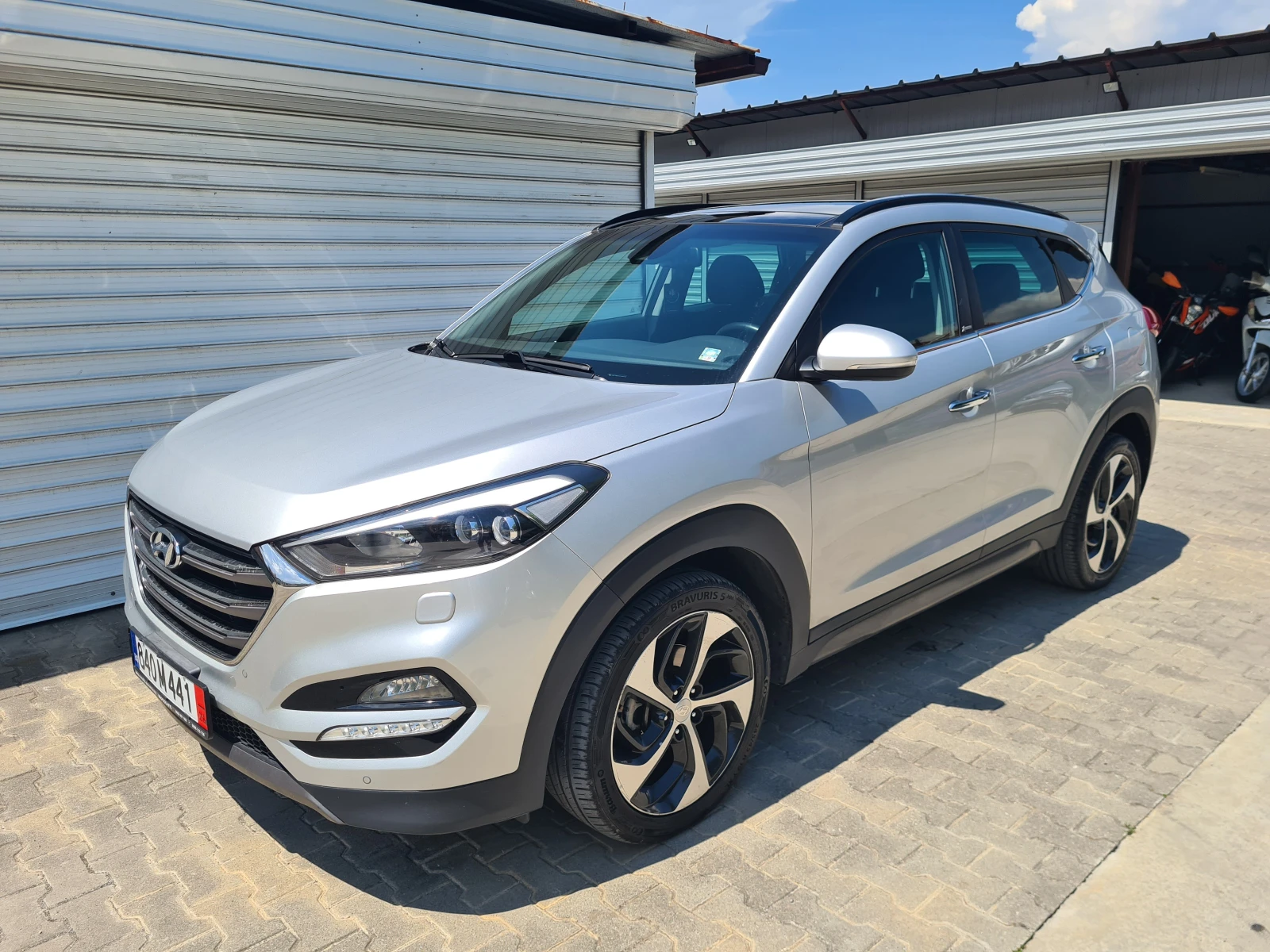 Hyundai Tucson XPOSSIBLE 4×4, снимка 4 - Автомобили и джипове - 54887395