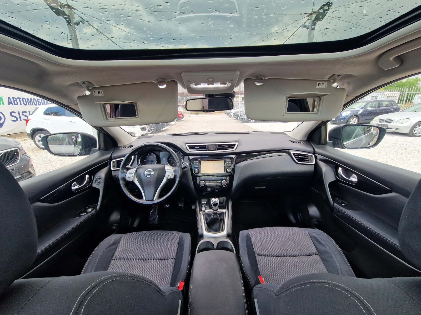 Nissan Qashqai 1.5DCI TEKNA* KSENON* 360CAM* PANO* NAVI* РЕАЛНИ К, снимка 11 - Автомобили и джипове - 54974044
