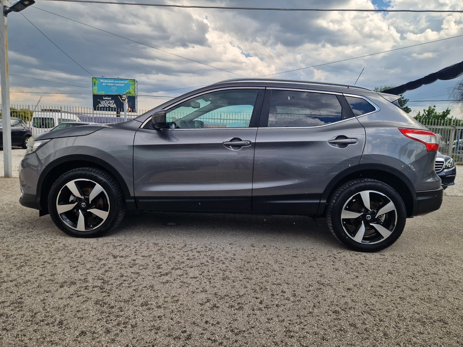 Nissan Qashqai 1.5DCI TEKNA* KSENON* 360CAM* PANO* NAVI* РЕАЛНИ К, снимка 7 - Автомобили и джипове - 54974044