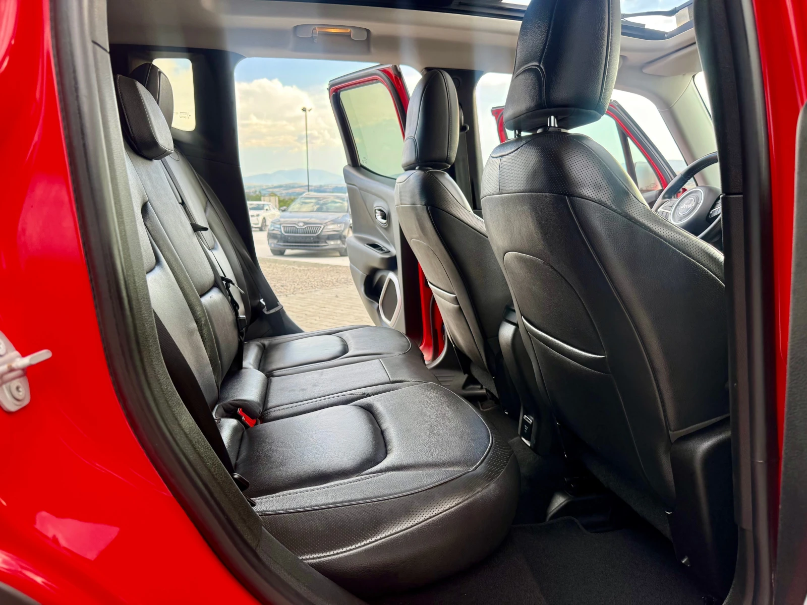 Jeep Renegade 1.6m.jet Avtomat Собствен лизинг !!!, снимка 11 - Автомобили и джипове - 55120248
