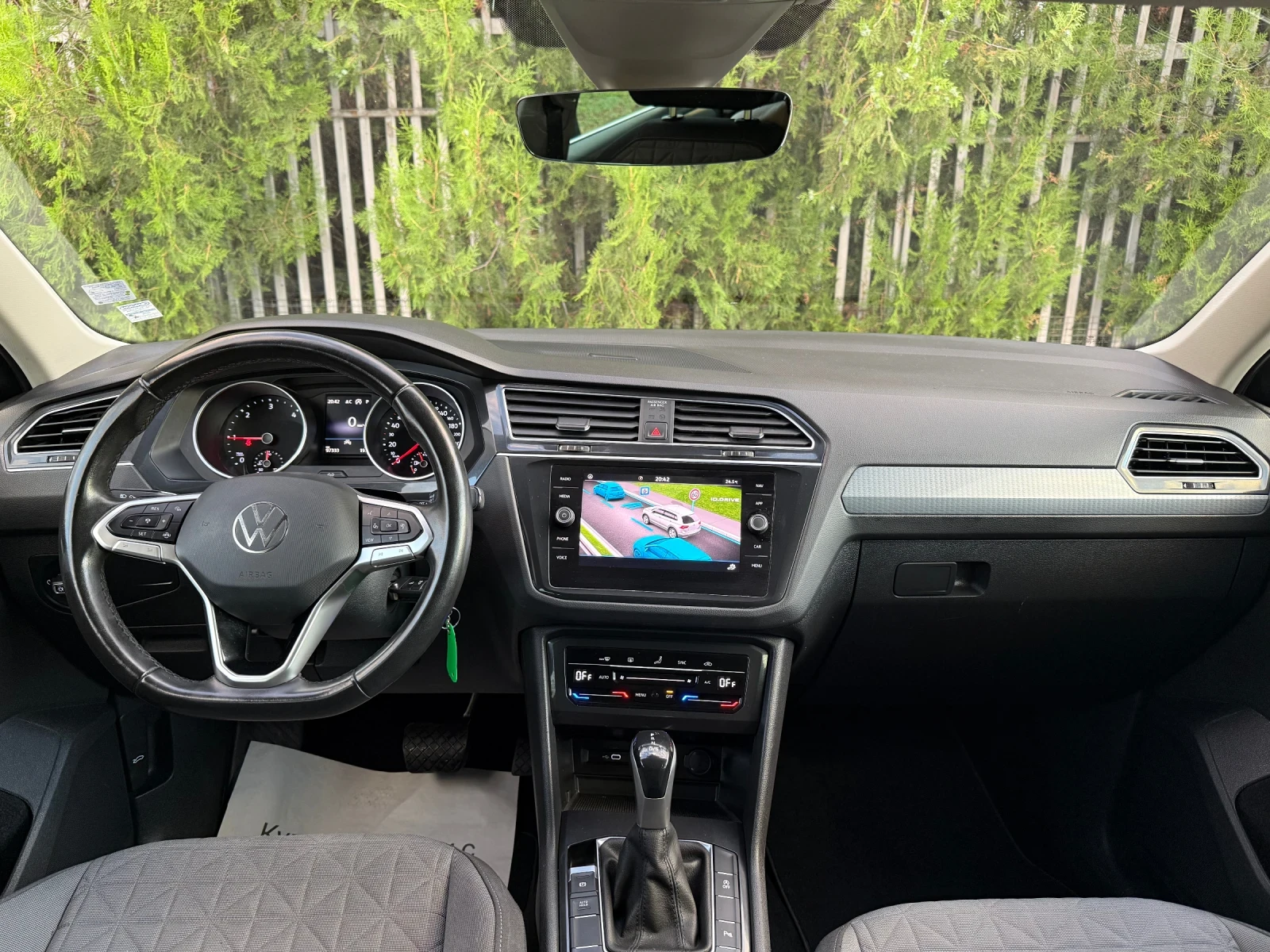 VW Tiguan Volkswagen Tiguan 2. 0 TDI DSG, снимка 8 - Автомобили и джипове - 55180172