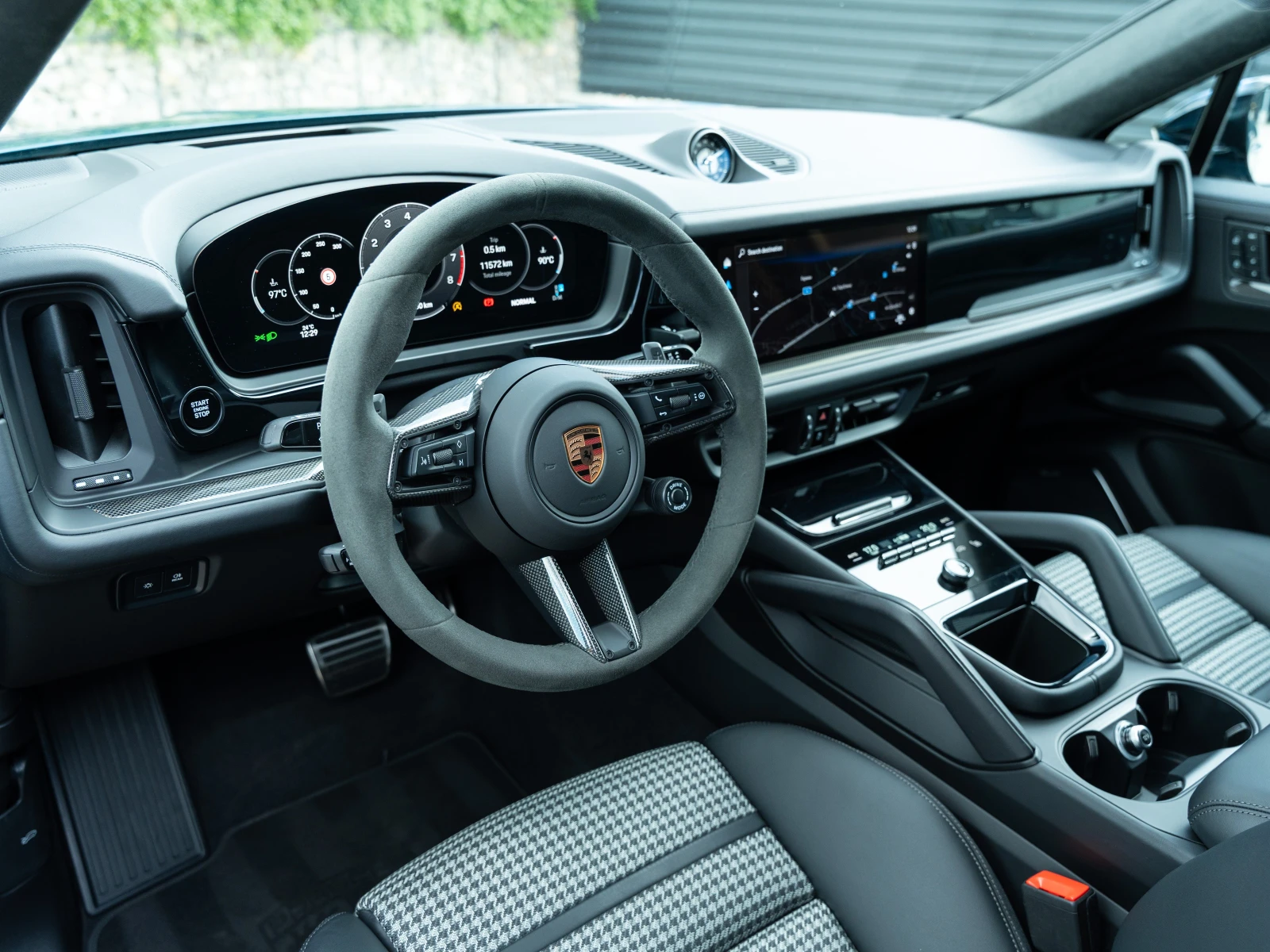 Porsche Cayenne GTS Coupe, снимка 5 - Автомобили и джипове - 55182992