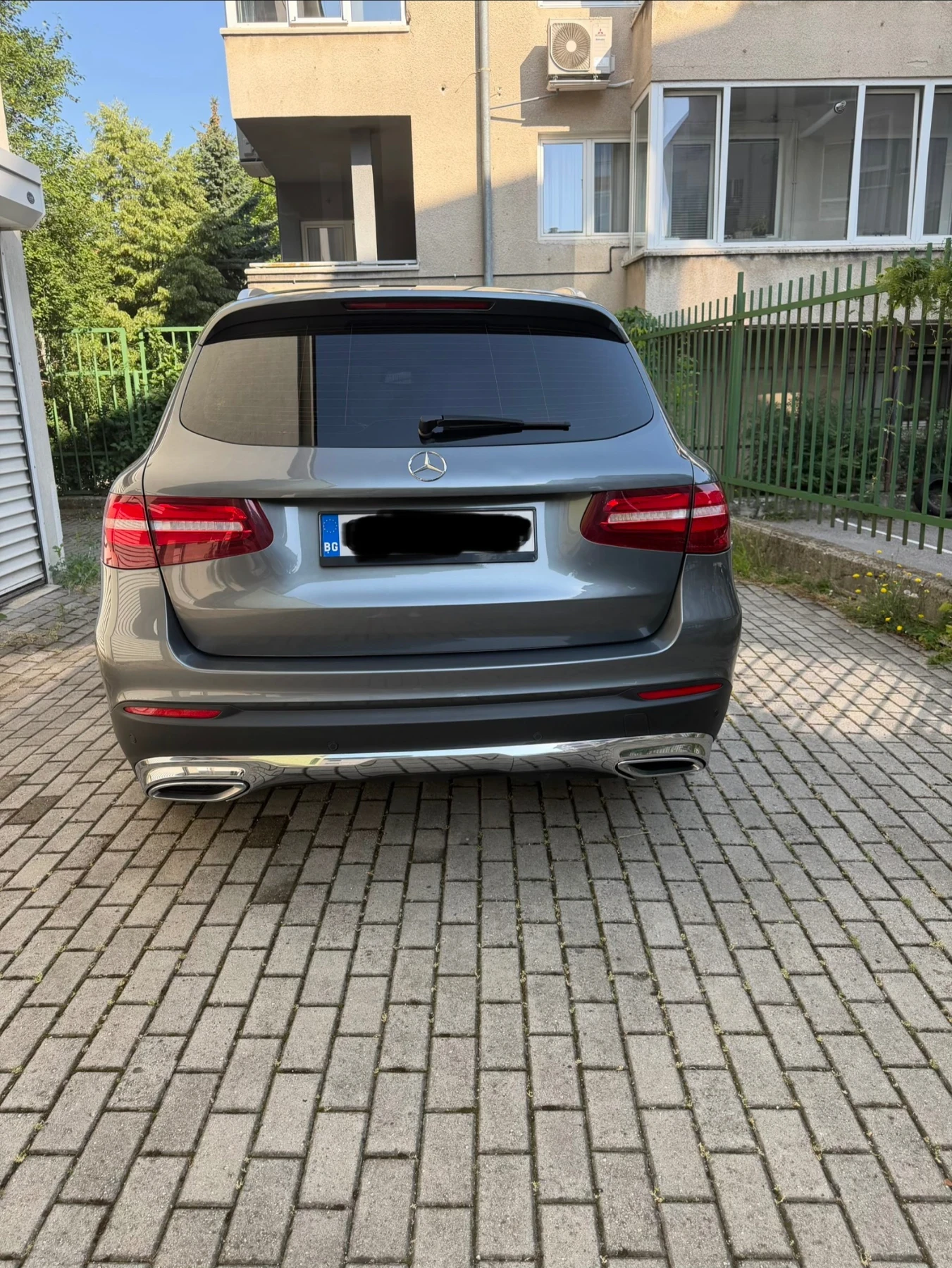 Mercedes-Benz GLC 220 Mercedes-Benz GLC 220 4MATIC, снимка 4 - Автомобили и джипове - 55386650