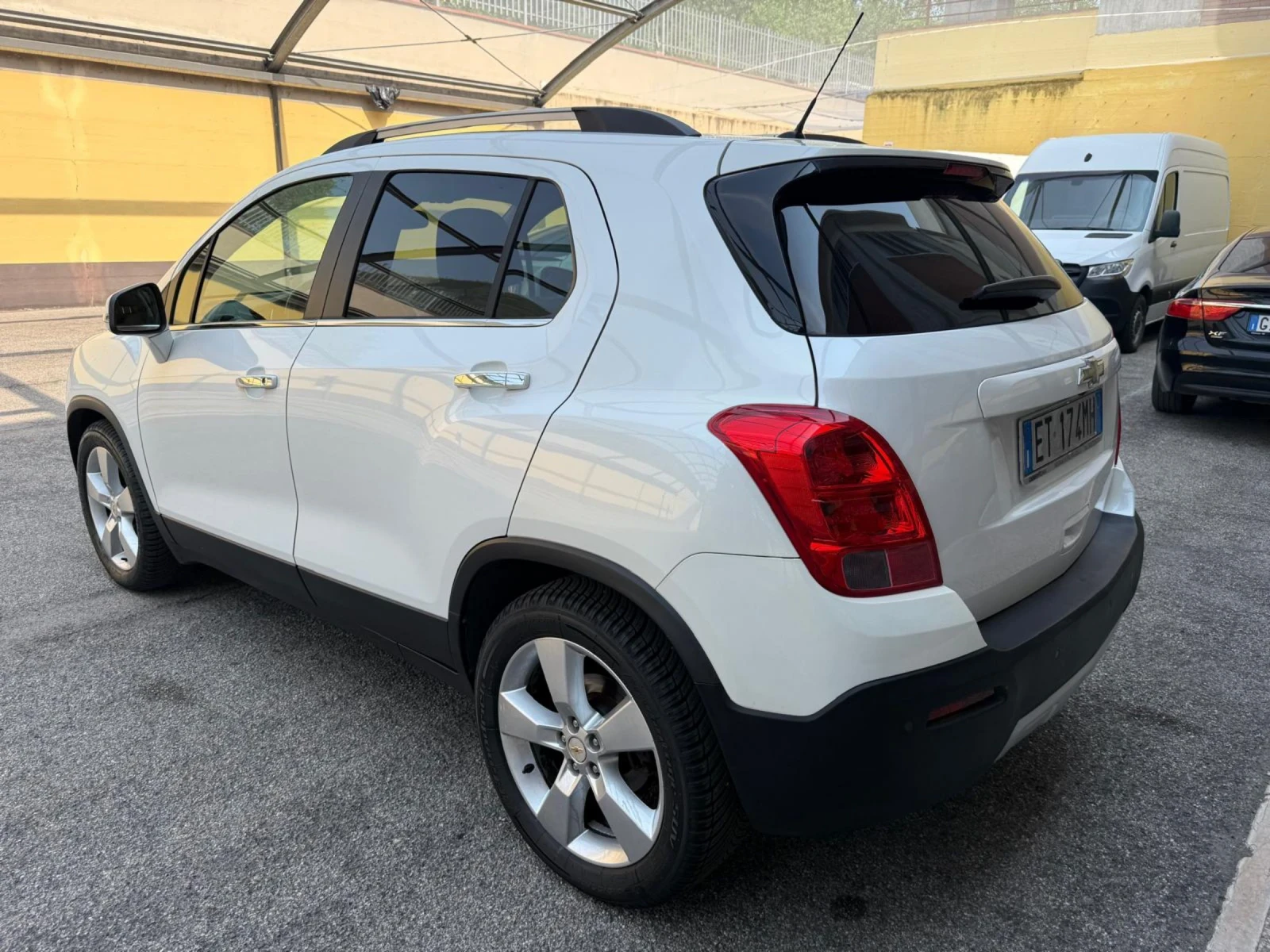 Chevrolet Trax, снимка 4 - Автомобили и джипове - 55381588