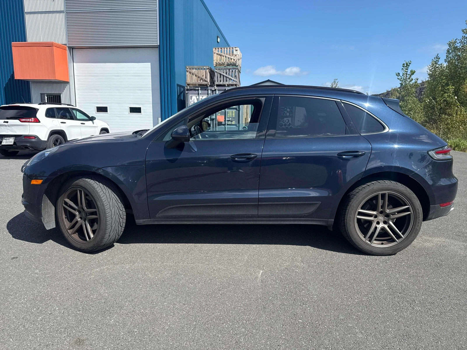 Porsche Macan 2.0 AWD, снимка 2 - Автомобили и джипове - 56045850