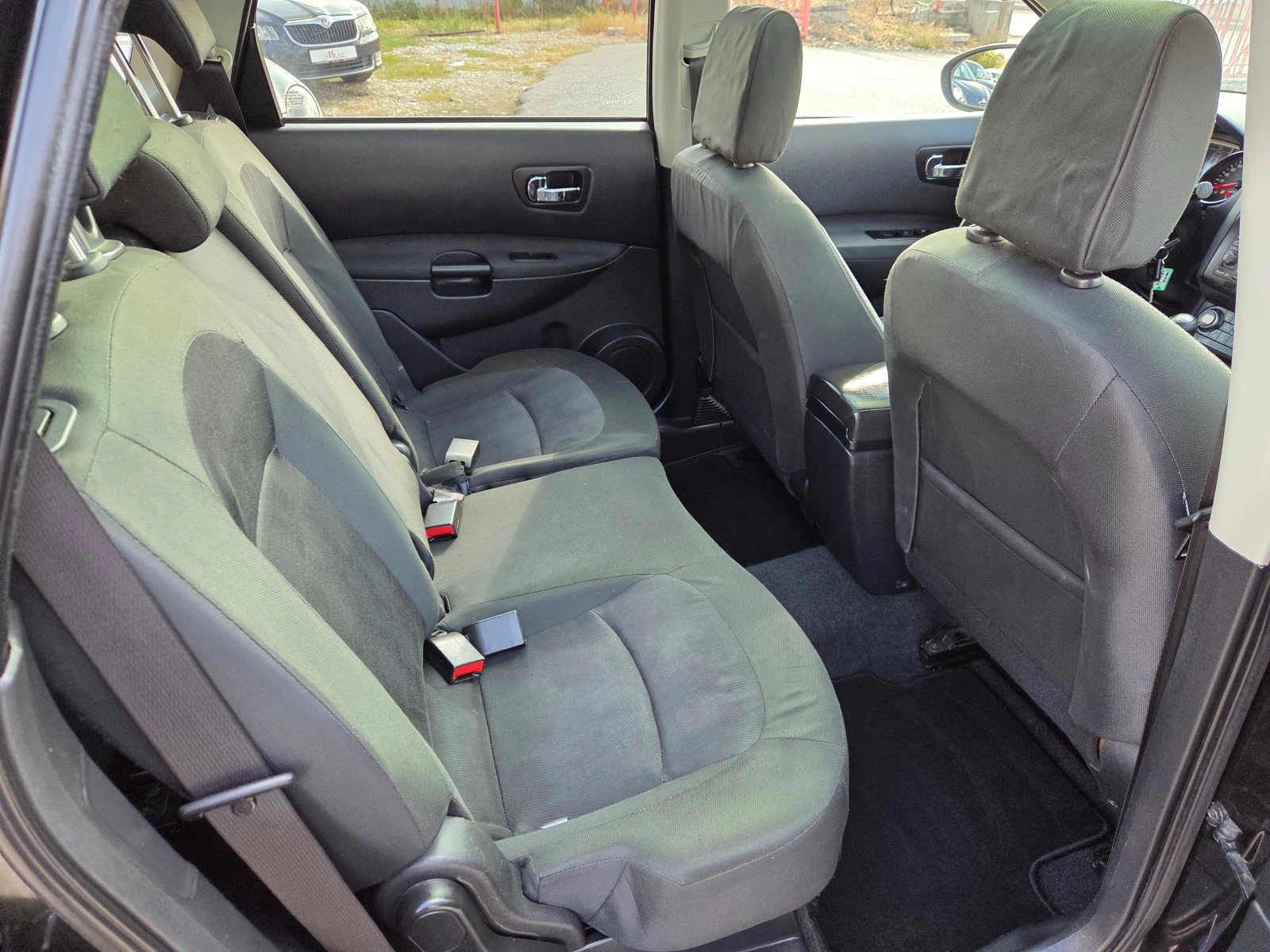 Nissan Qashqai 1.6D/+ 2/360 Камери/Навигация, снимка 11 - Автомобили и джипове - 56531891