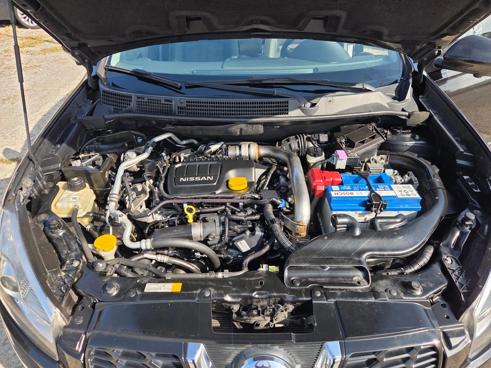 Nissan Qashqai 1.6D/+ 2/360 Камери/Навигация, снимка 17 - Автомобили и джипове - 56531891