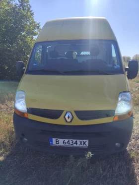 ������ Renault Master
