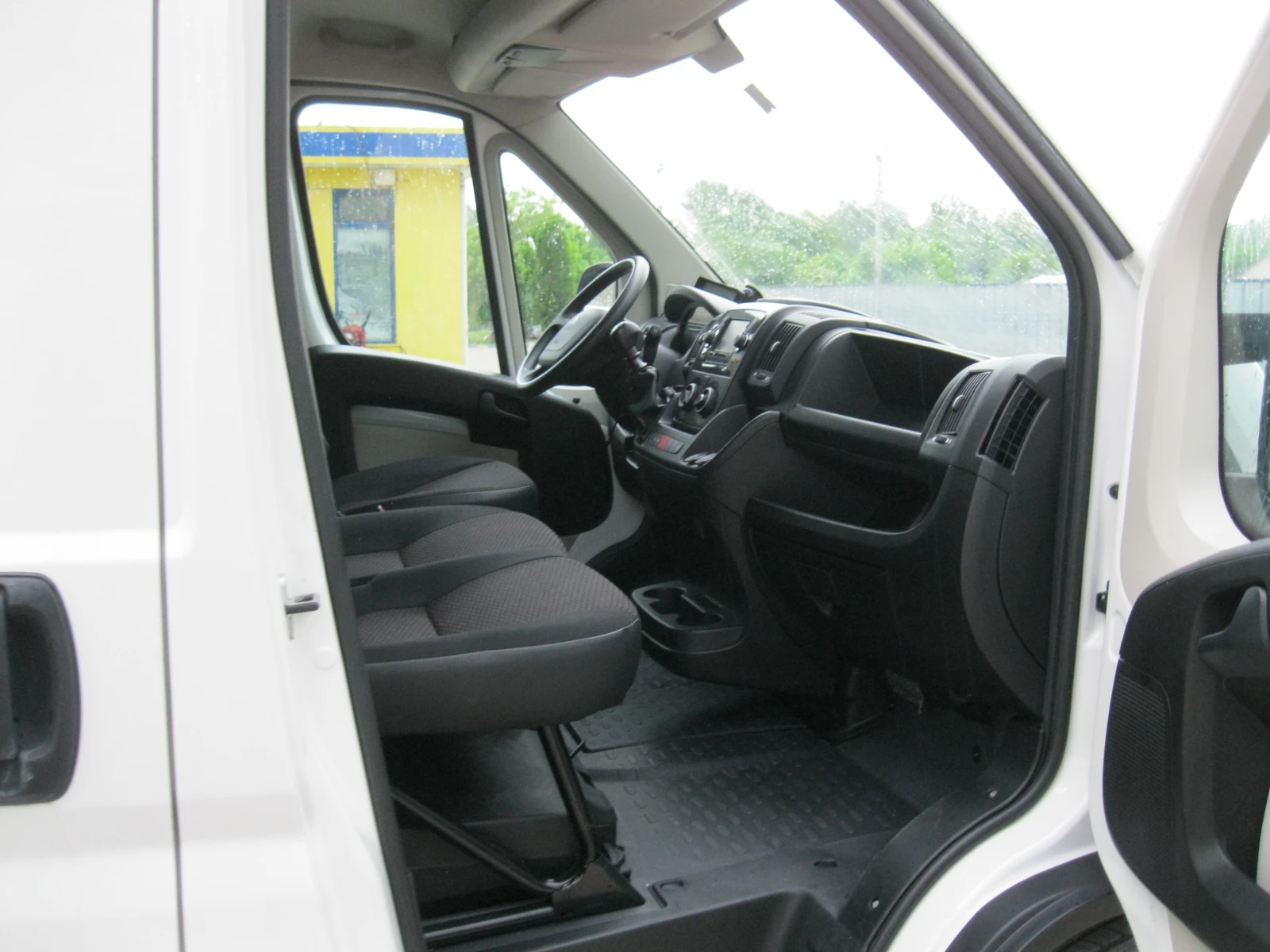 Peugeot Boxer MAXI, снимка 13 - Бусове и автобуси - 54479041