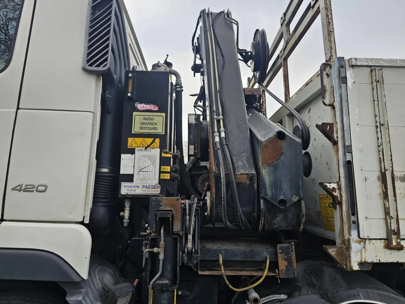 Volvo Fh FH 420 8x4самосвал с кран HIAB, снимка 2 - Камиони - 53568492