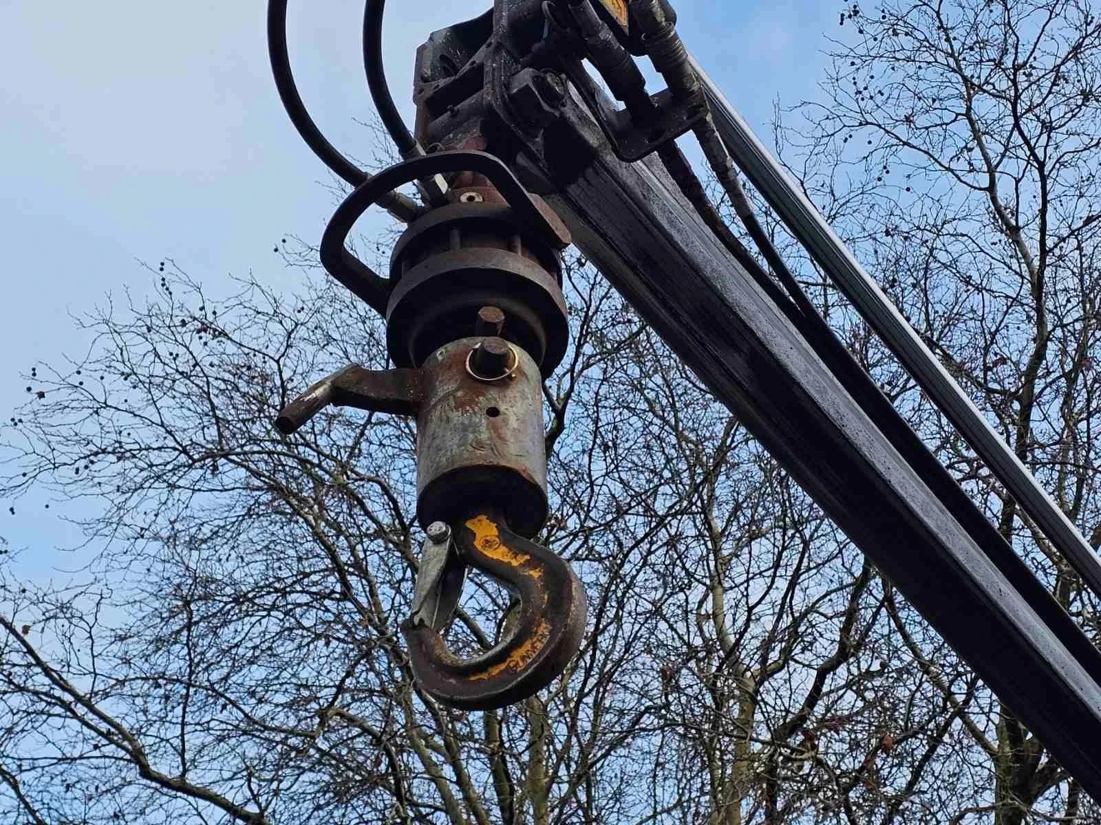 Volvo Fh FH 420 8x4самосвал с кран HIAB - изображение 5