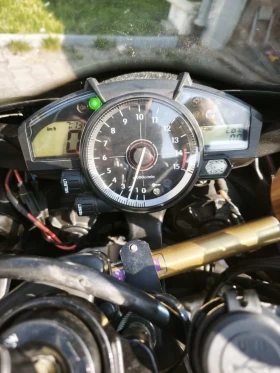 Yamaha YZF-R1, снимка 1