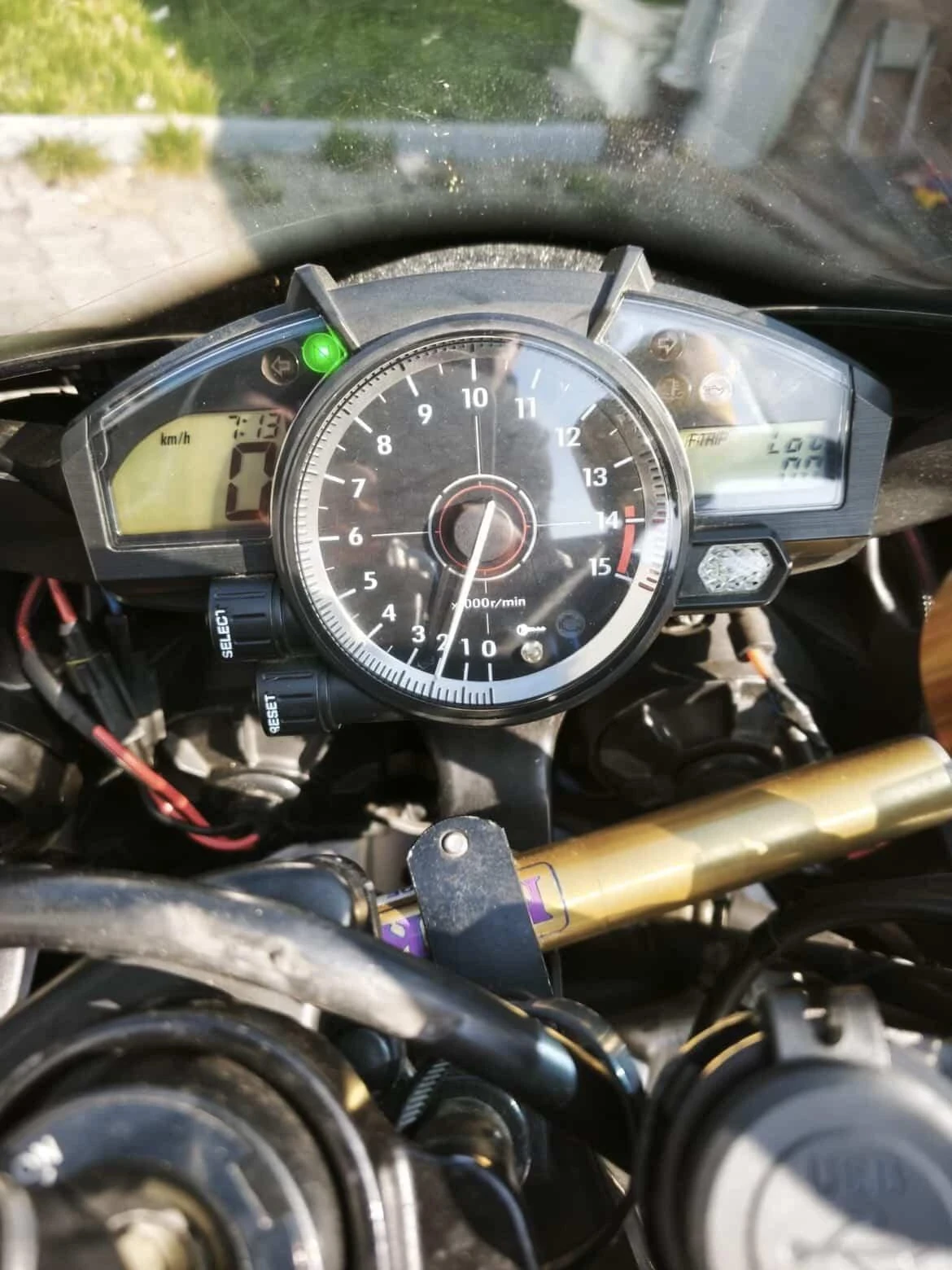 Yamaha YZF-R1
