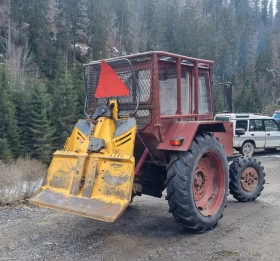 Трактор Друга марка Universal 651M, снимка 2