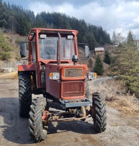 Трактор Друга марка Universal 651M, снимка 1