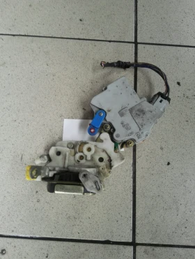 Брава врата предна дясна Нисан Терано 02г.