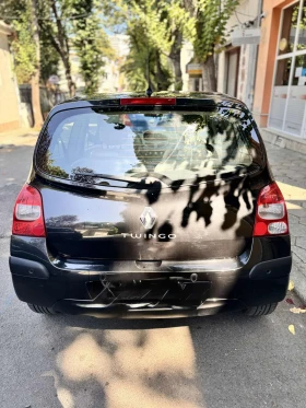 Renault Twingo Initiale, снимка 2