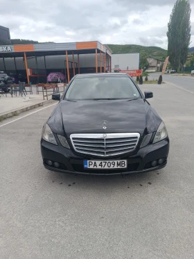 Mercedes-Benz E 200, снимка 1